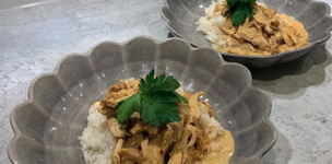 Currykanaa riisillä