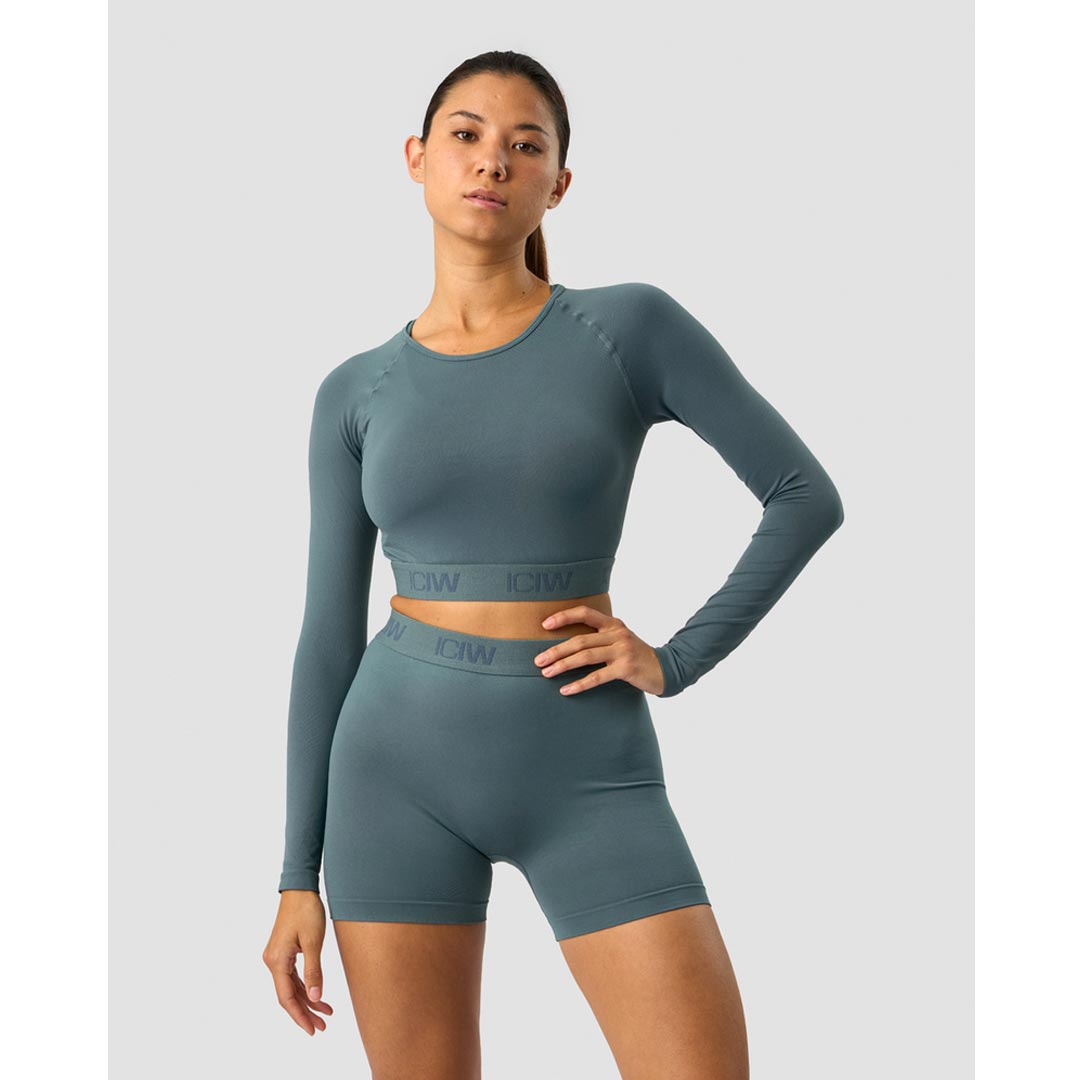 ICANIWILL Define Seamless Logo Long Sleeve Crop Top Jungle green