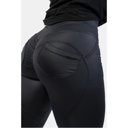 NEBBIA High Waist Glossy Look Bubble Butt Pants Vulcanic Black
